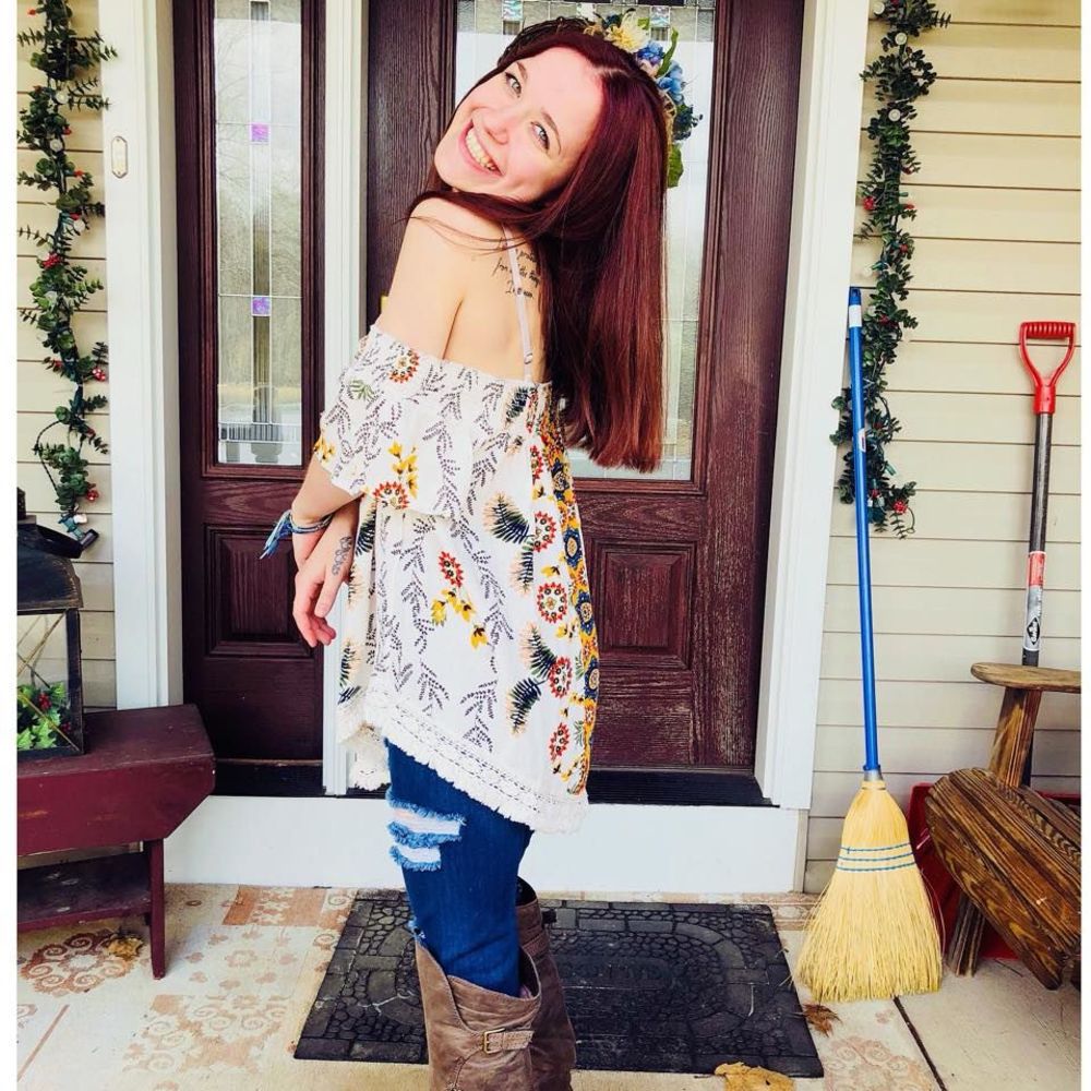 Meet your Posher, Anya